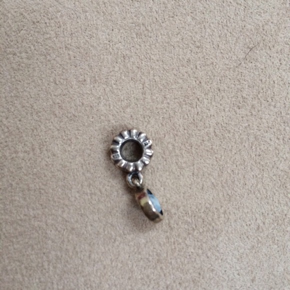 Pandora RETIRED Taurus Cameo Dangle charm - Picture 2 of 3