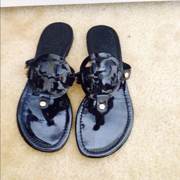 ✨Authentic Tory burch sandals✨