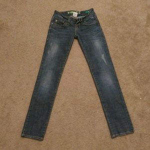 Short skinny jeans