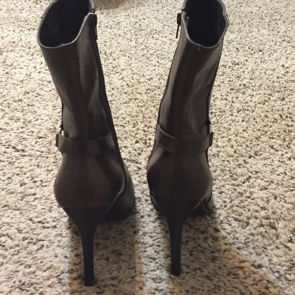 Steve Madden Boots - Picture 4 of 4