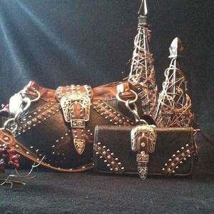 SALE!! Rhinestone purse/wallet set