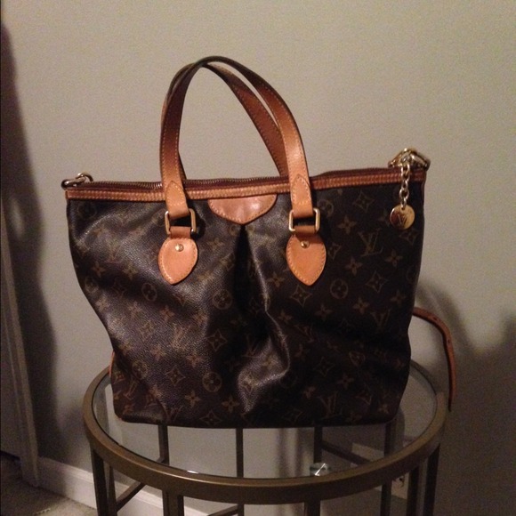 Authentic Louis Vuitton Palermo
