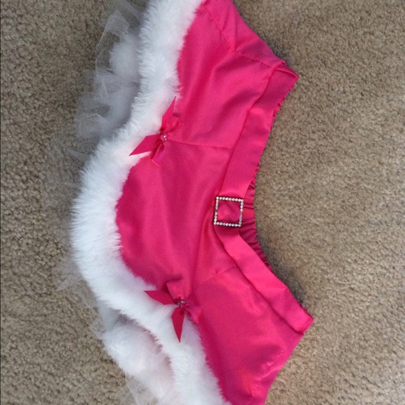 Victoria's Secret Santa Skirt - Picture 1 of 4