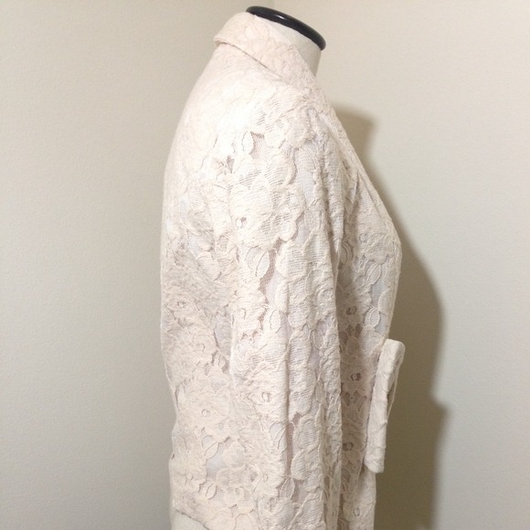 H&M Jackets & Coats - H&M bow front Structured Lace Blazer | Sz 10 H&M Jackets & Coats - H&M bow front Structured Lace Blazer | Sz 10