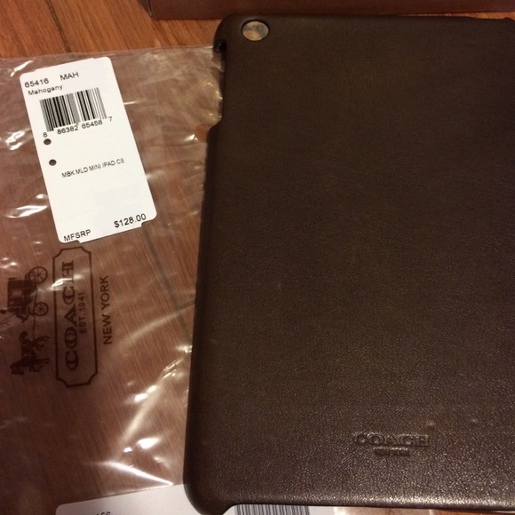 Mini iPad Case in Mahogany Leather Dark Brown. - Picture 4 of 4