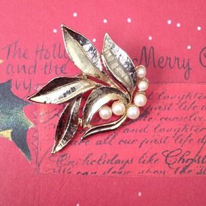 Gold tone pin