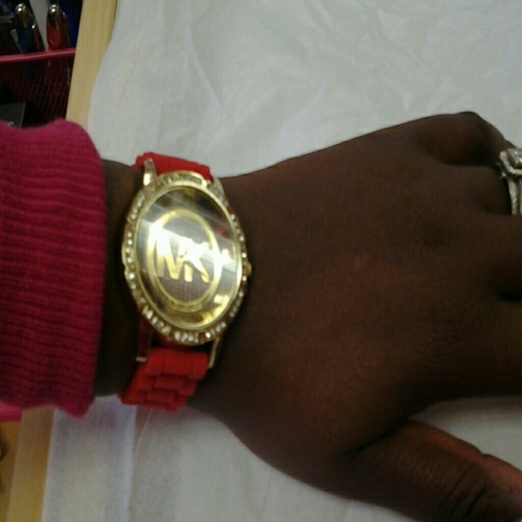 Watch - Picture 4 of 4