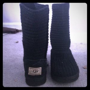 Black Knit UGGS (authentic)