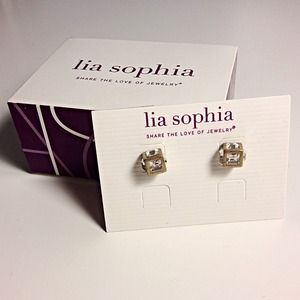 Lia Sophia Beacon Earrings