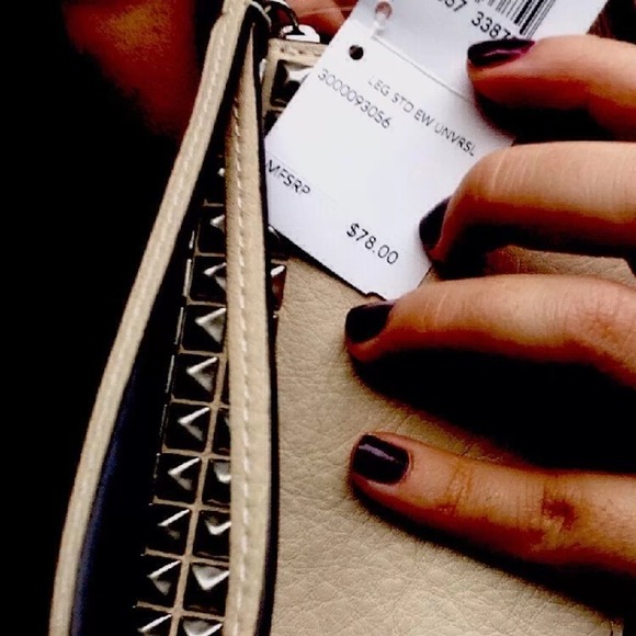 SOLD 💰💰 - Picture 2 of 4