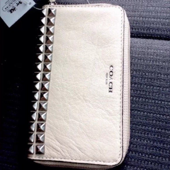 SOLD 💰💰 - Picture 3 of 4