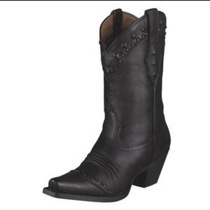 Ariat Black "Dixie" boots size 7. Never worn!