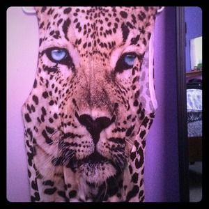 cheetah print cut off sleeve shirt