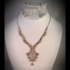 Rhinestone Crystal Necklace Set