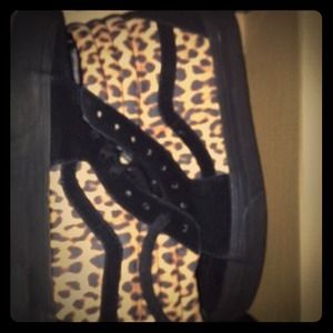 Cheetah print hightop Vans *BRAND NEW*