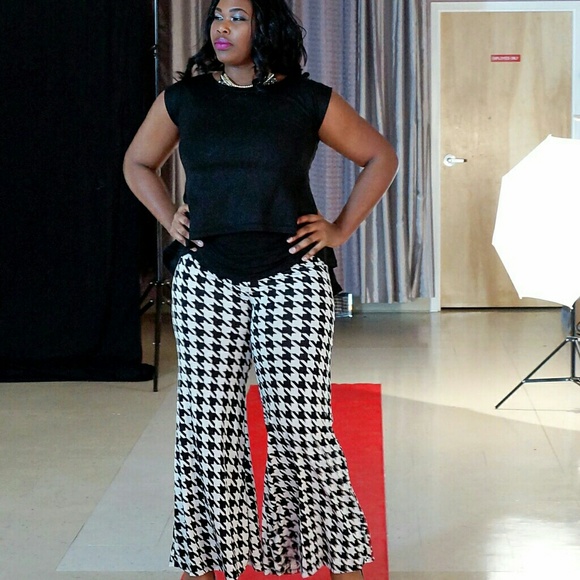 Double Line Top and Hound Tooth Palazzo Pants - Picture 2 of 2