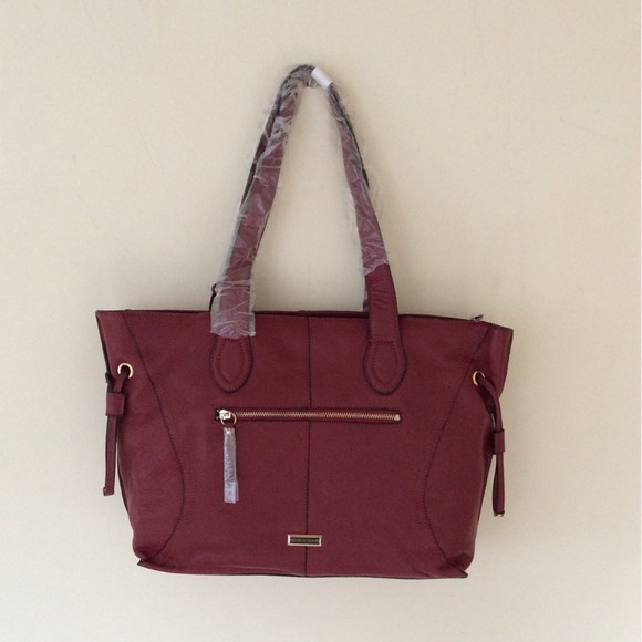 Franco Sarto Handbags - ❗️24HR SALE❗️Franco Sarto Lafayette Leather Tote