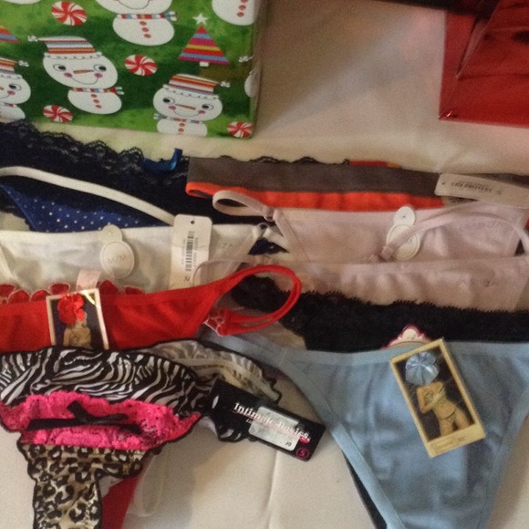 9pair various colored thongs (M)