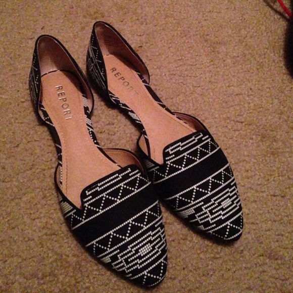 Summer flats Aztec print