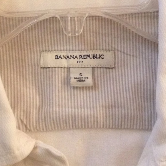 Banana Republic white jean jacket - Picture 4 of 4