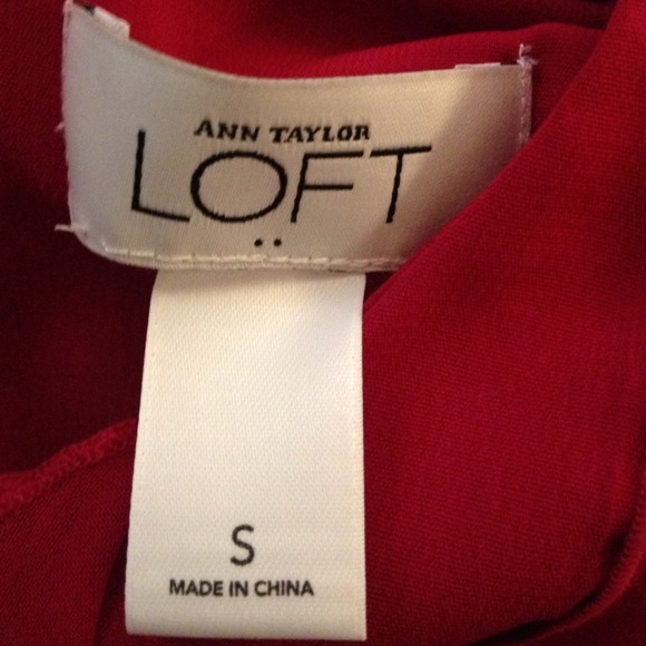 Red/Burgundy Ann Taylor Loft top - Picture 4 of 4