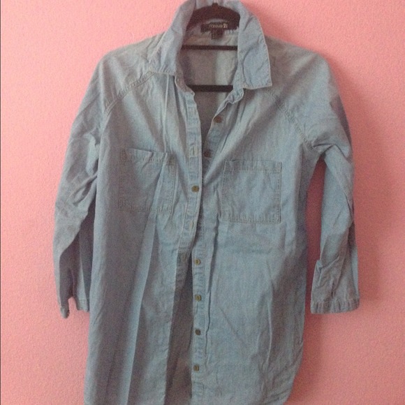 Forever 21 chambray long-sleeved button up shirt