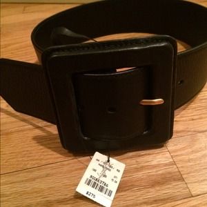 SOLD🎉🎉🎉Authentic YSL belt