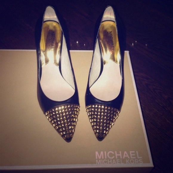 Michael Kors Shoes - NEW Michael Kors Heels
