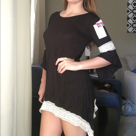 ✨ HOST PICK ✨ Black & Cream Boho Dress - Picture 2 of 8