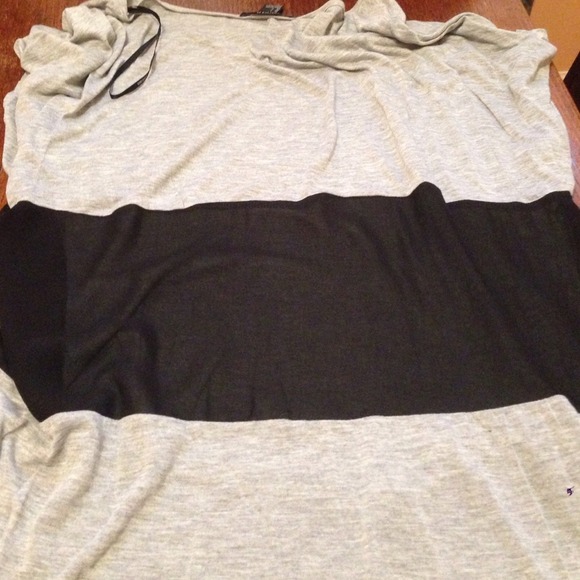 Grey hi-low Tshirt