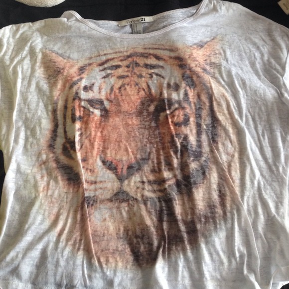 Tiger loose top