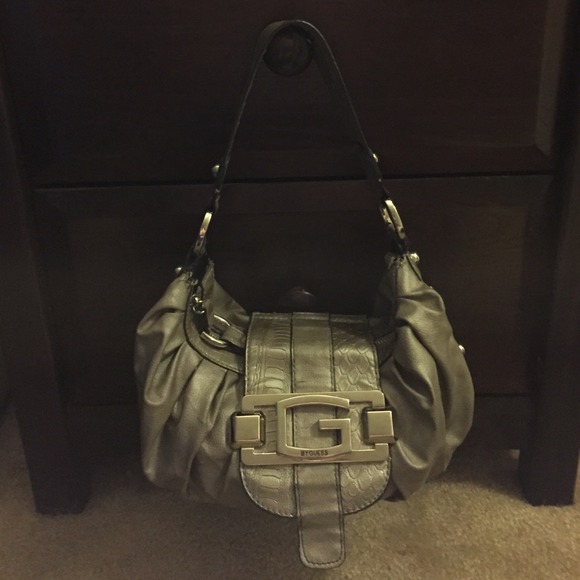 GUESS Purse - Picture 2 of 4