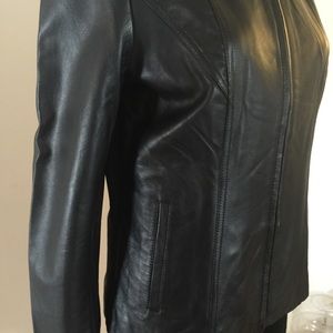 🎉 HP 🎉 NWOT 100% Napa Leather Jacket