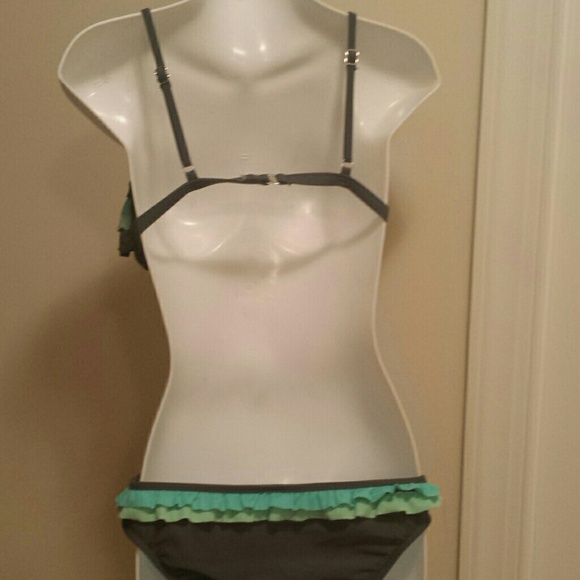 Two piece - Picture 2 of 2
