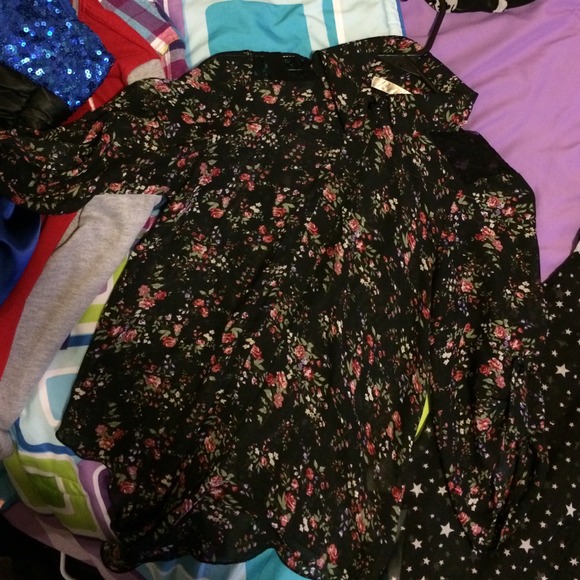 Floral top