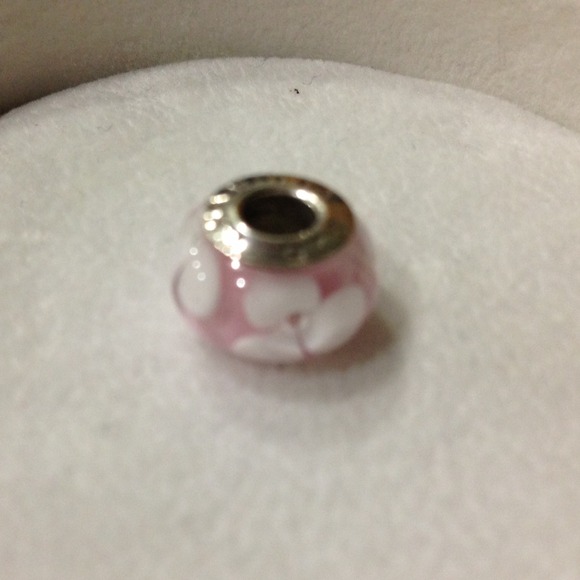 Murano art glass charm. - Picture 2 of 3