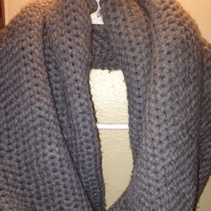 Forever 21 knit circle scarf