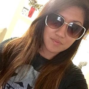 Jessica Simpson sunglasses