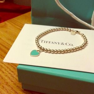 Return to Tiffany bead bracelet