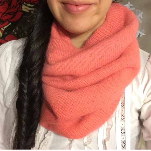 H&M Accessories - Scarf bundle for @noramc H&M Accessories - Scarf bundle for @noramc
