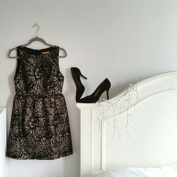 ▪ new ▪ gold & black holiday dress