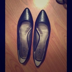 Ann Taylor Loft shoes