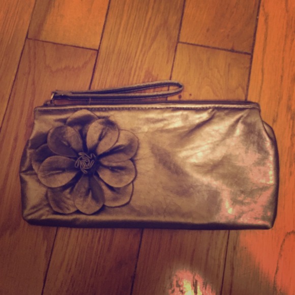Cute flower clutch