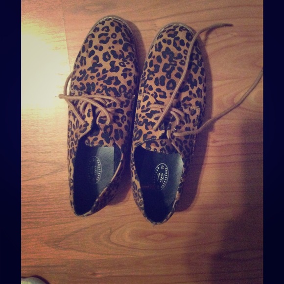 American Eagle Outfitters shoes