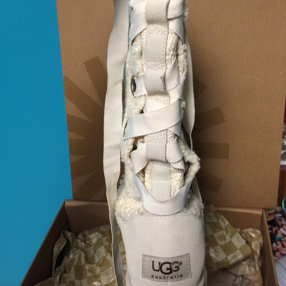 heirloom uggs size 7 heirloom uggs size 7