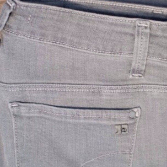 Joe's Jeans size 29 Shelby Wash!!