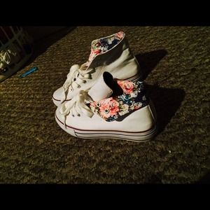 Floral skull shoes . NWOT