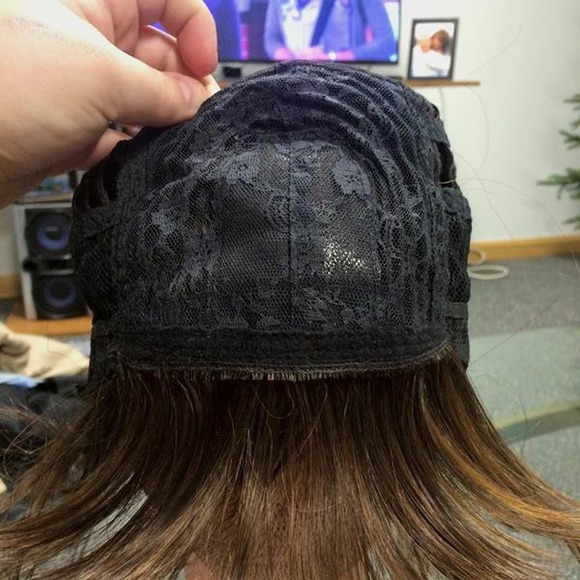 Wig - Picture 3 of 4