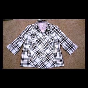 Cute 1/2-3/4 sleeve jacket