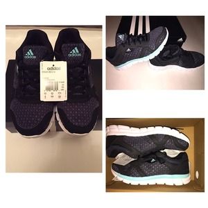 🌹👟Black & Aqua Adidas sneakers